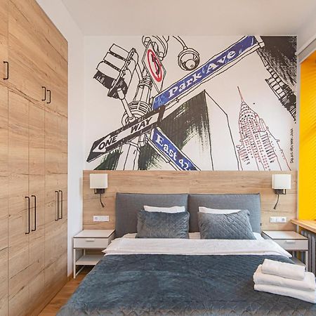 Modern Vilnius Old Town Apartment With Free Parking Bagian luar foto